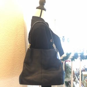 💯% AUTHENTIC Coach bag